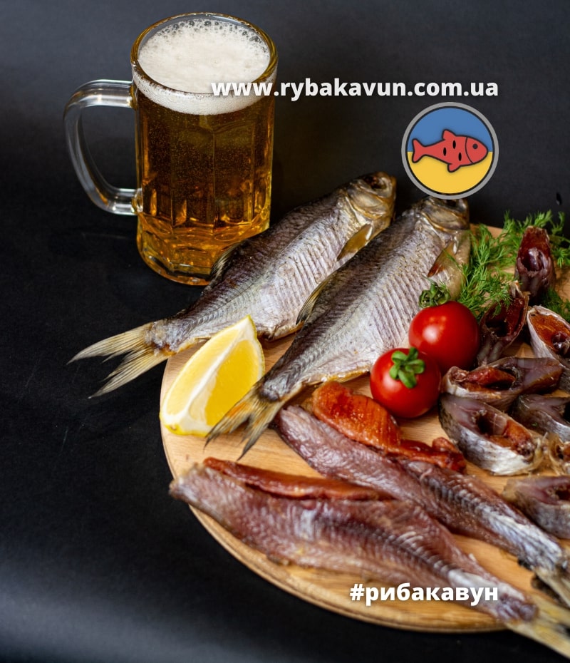 В'ялена тарань з ікрою